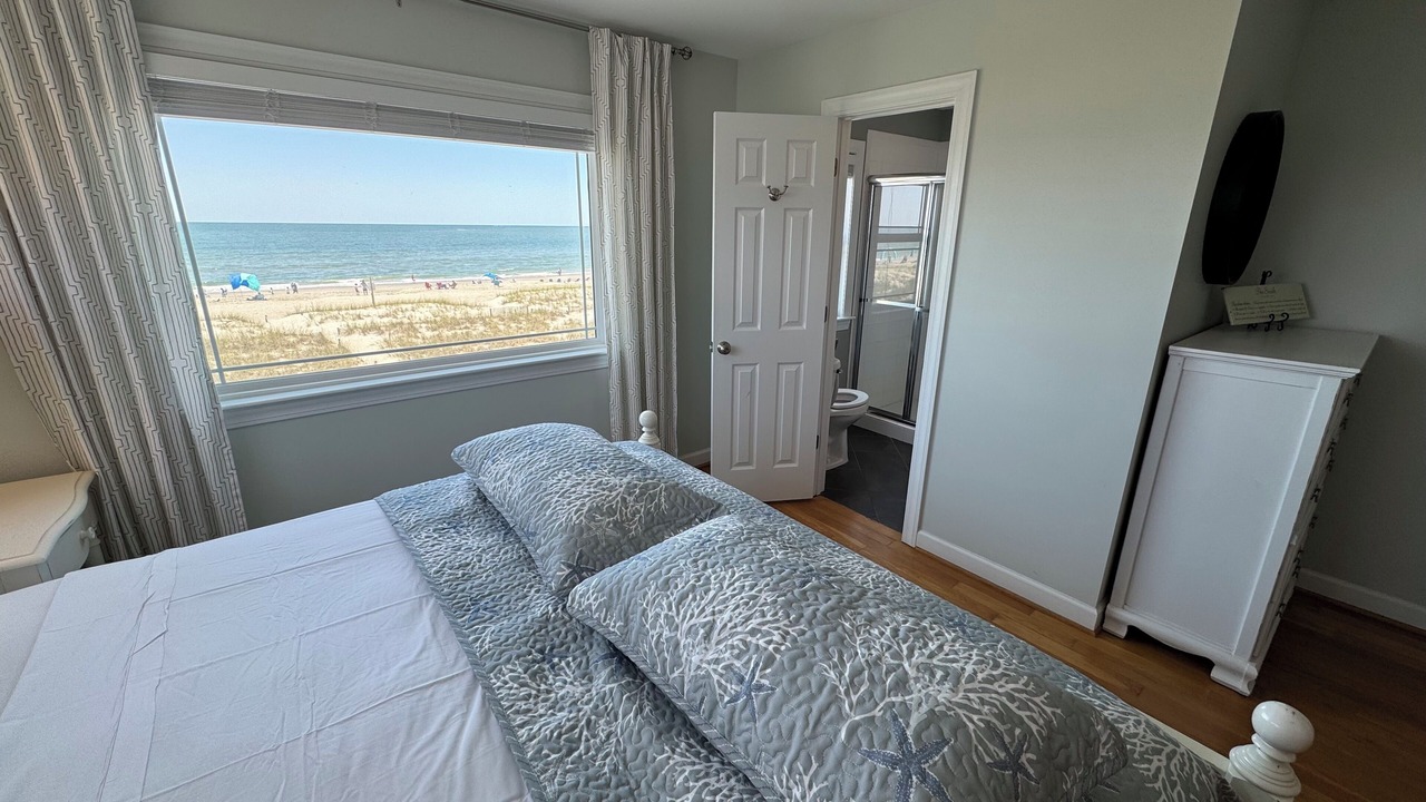 Photo of Bedroom in Holden Beach