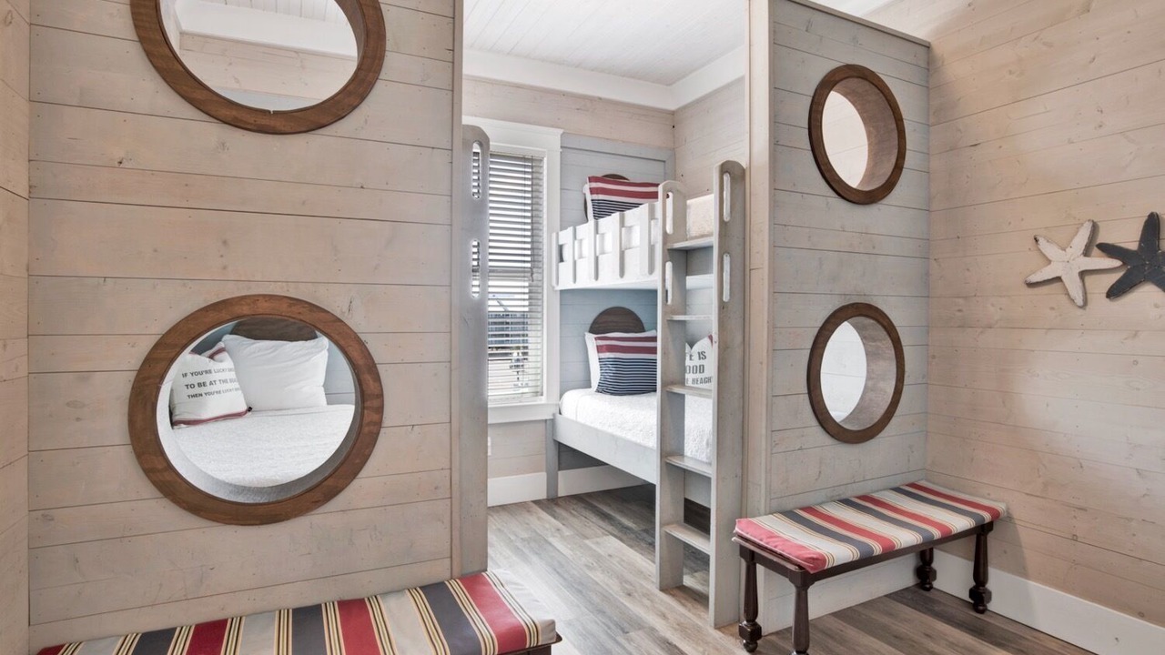 Photo of Bedroom in Orange Beach