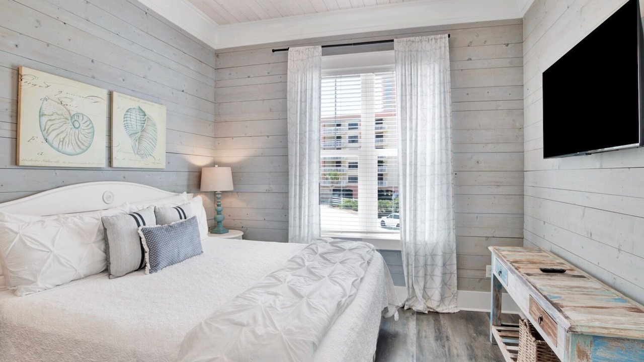Photo of Bedroom in Orange Beach