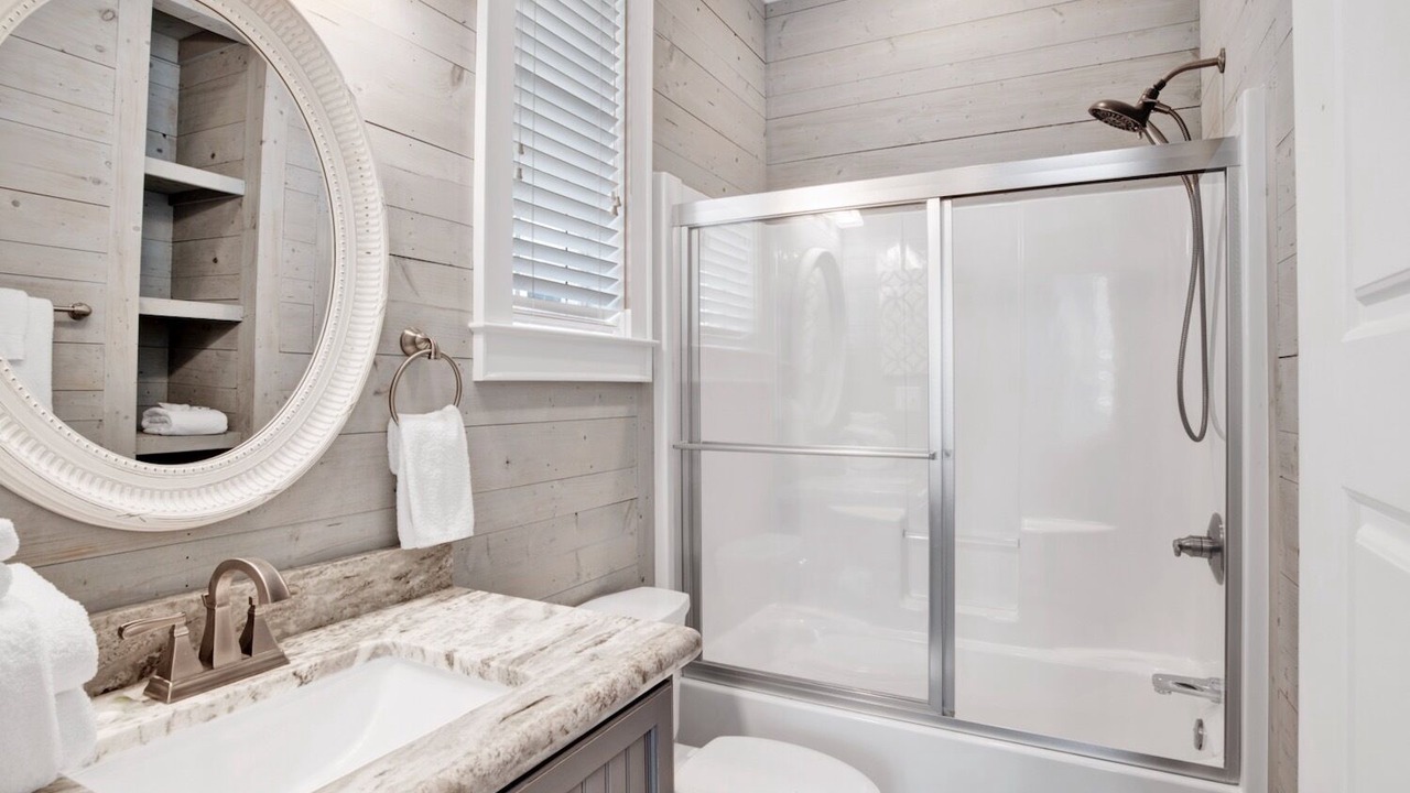 Photo of Bathroom in Orange Beach