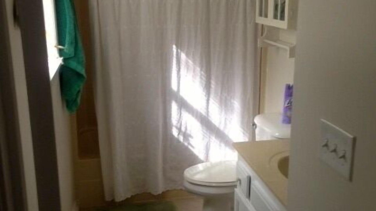 Photo of Bathroom in Colington