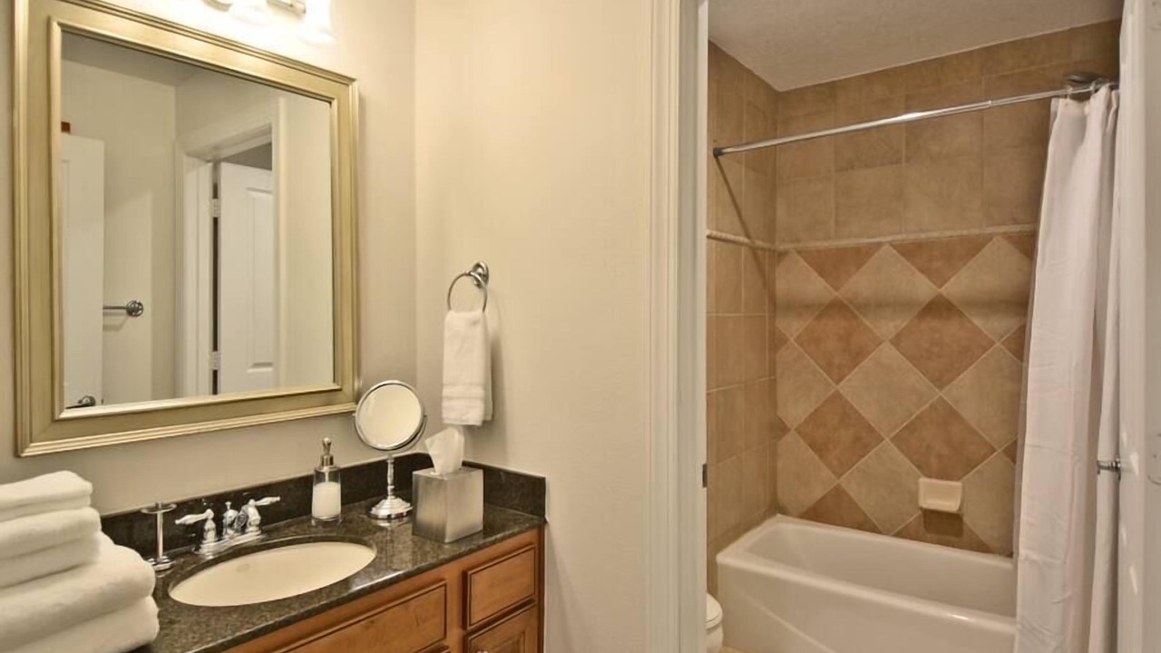 Photo of Bathroom in Reunion