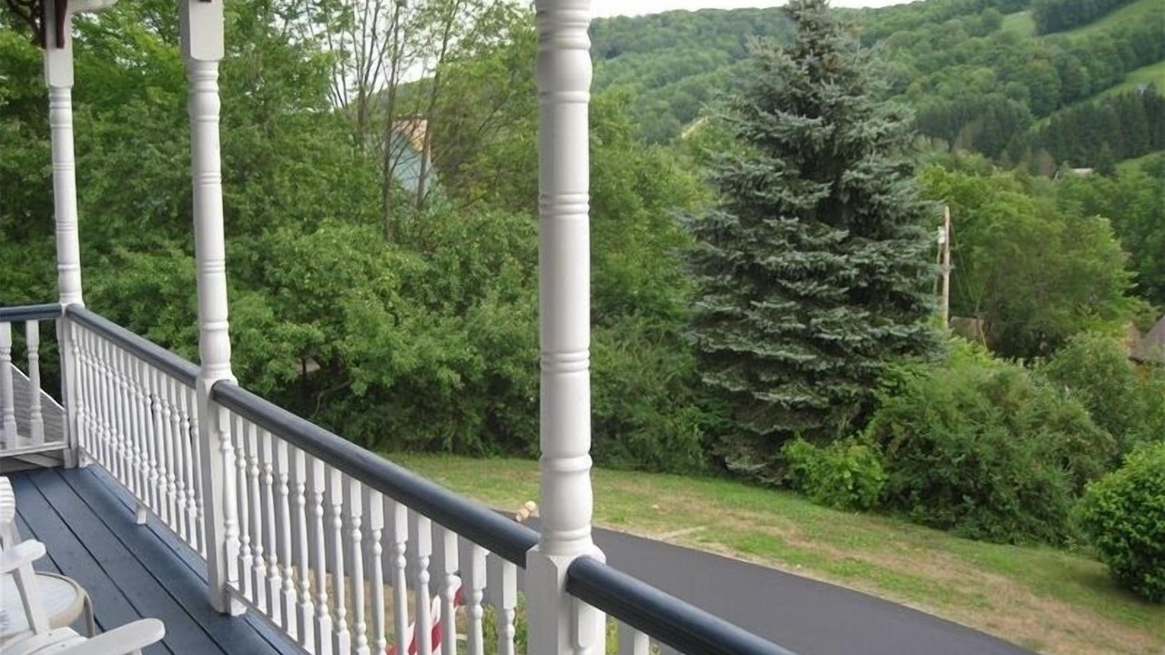 Photo of Patio Balcony in Ellicottville