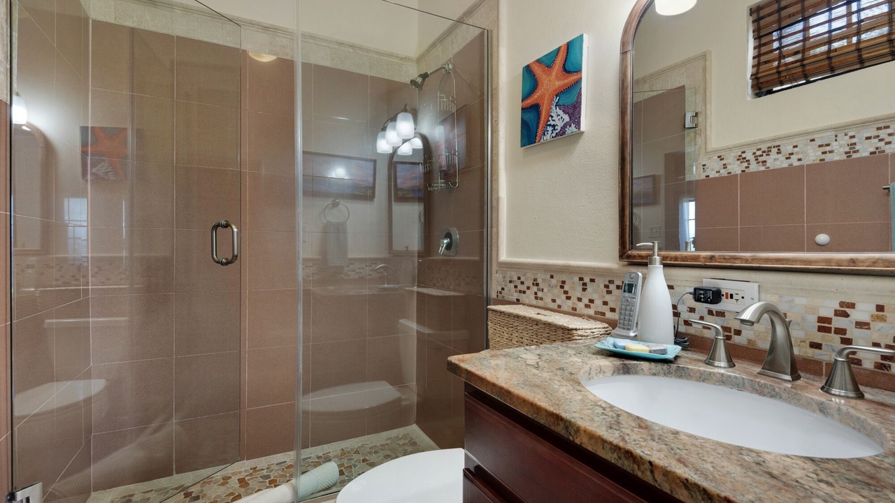 Photo of Bathroom in Red Hook