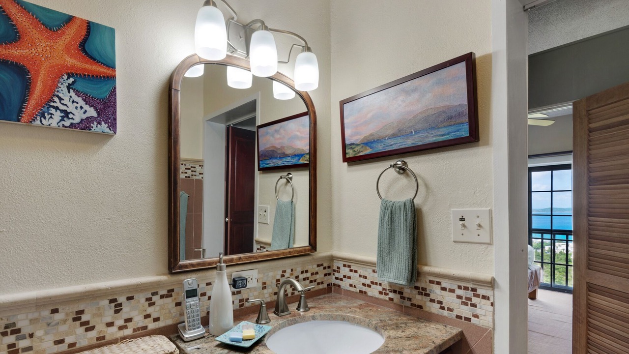 Photo of Bathroom in Red Hook