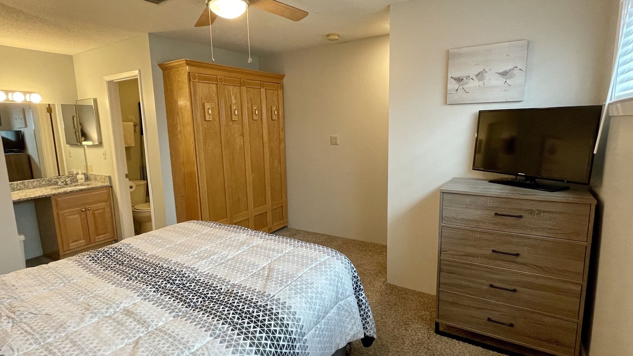 Photo of Bedroom in Orange Beach