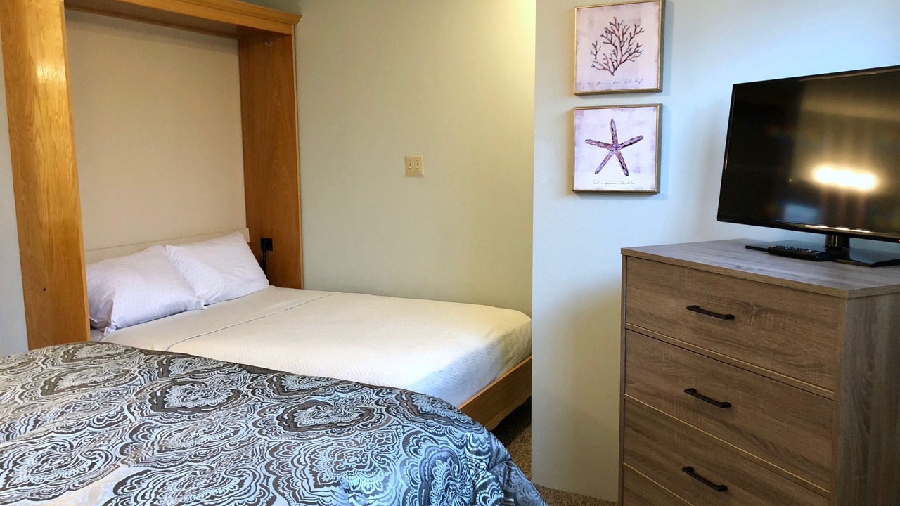 Photo of Bedroom in Orange Beach