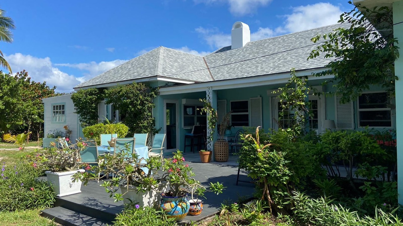 Photo of Patio Balcony in Dunmore Town
