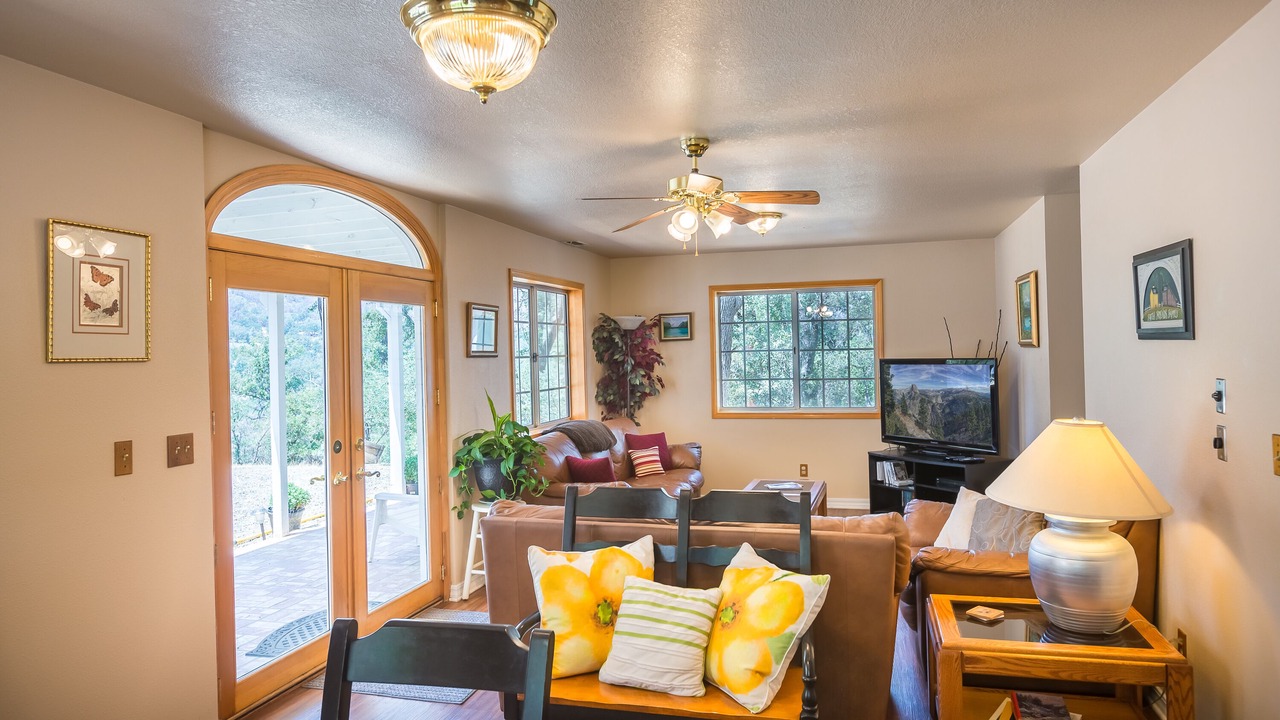Photo of Livingroom in Mariposa