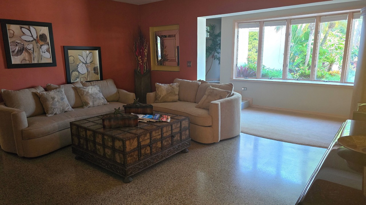 Photo of Livingroom in Wilton Manors