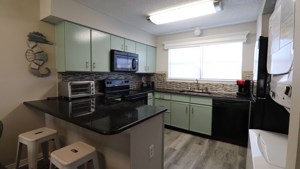Photo of Kitchen in Orange Beach East