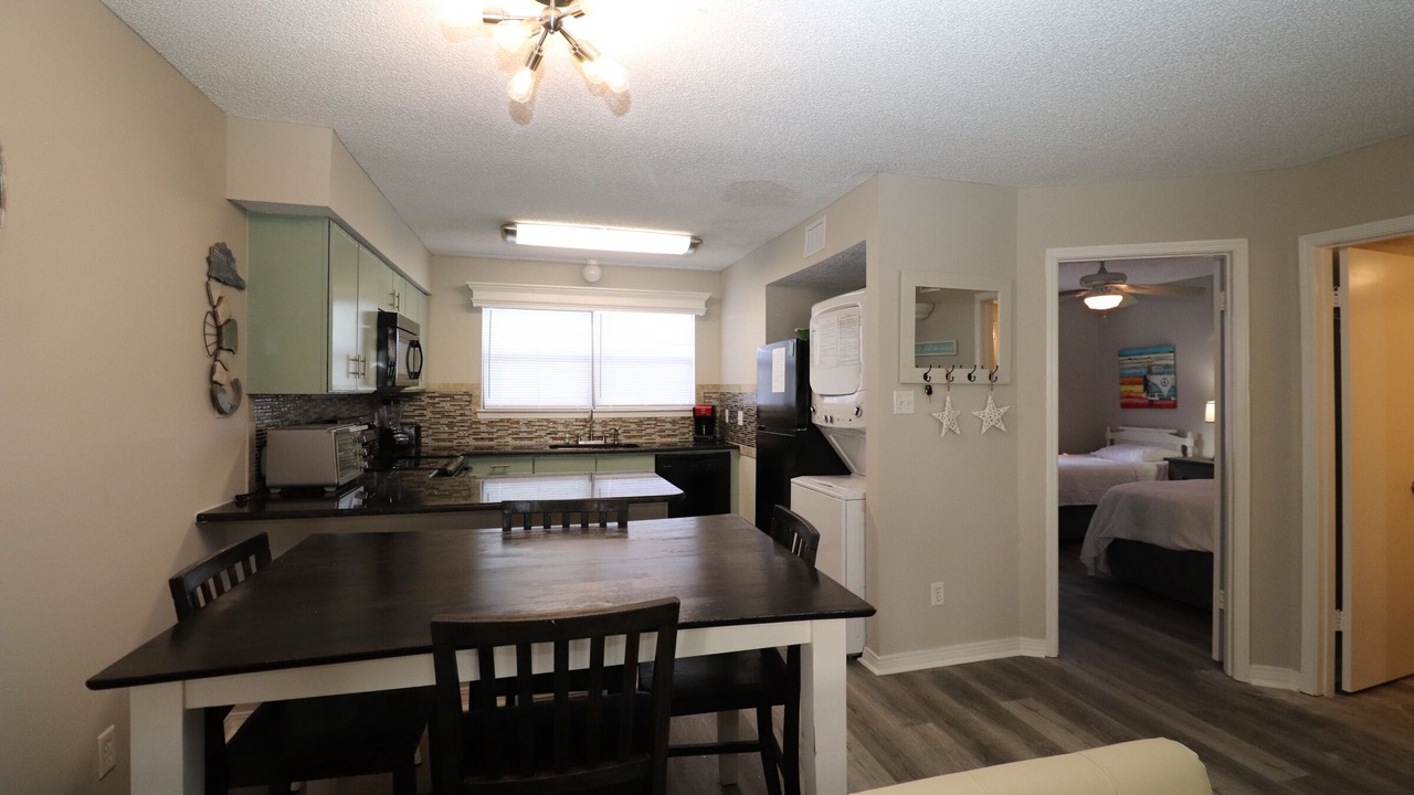 Photo of Bedroom in Orange Beach East