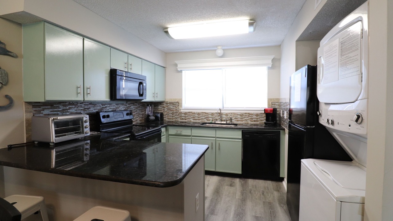 Photo of Kitchen in Orange Beach East