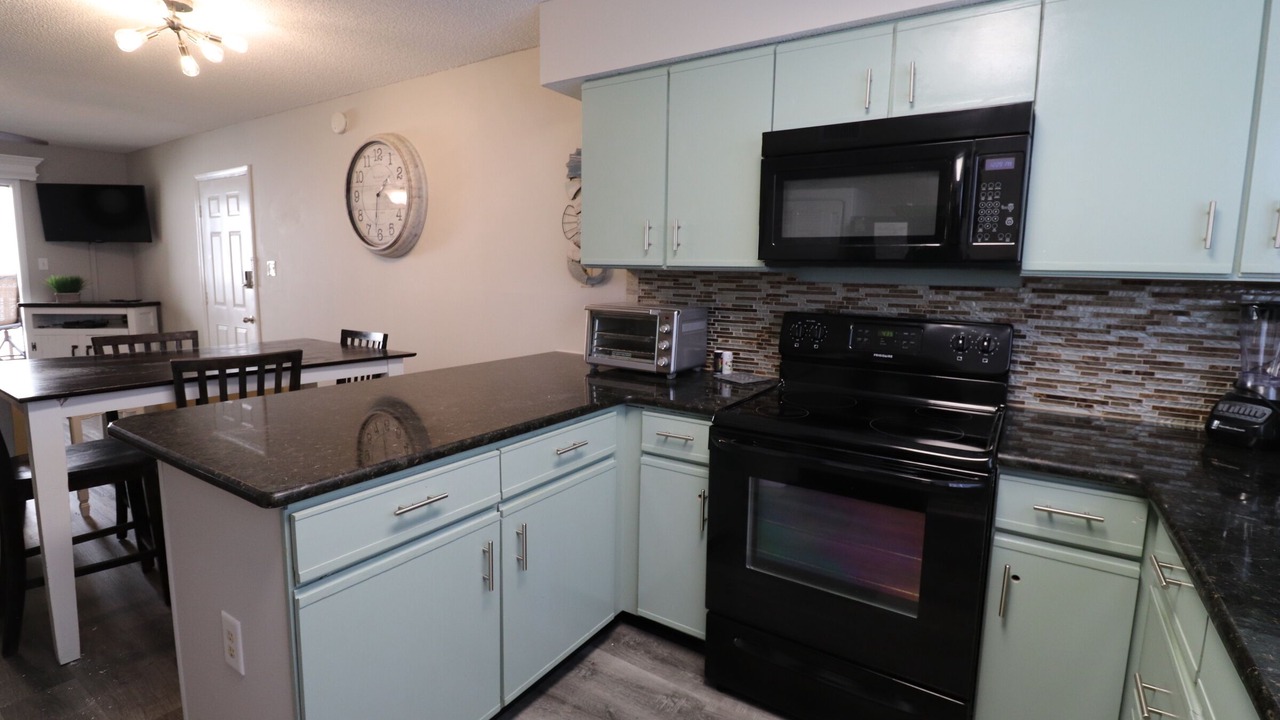 Photo of Kitchen in Orange Beach East