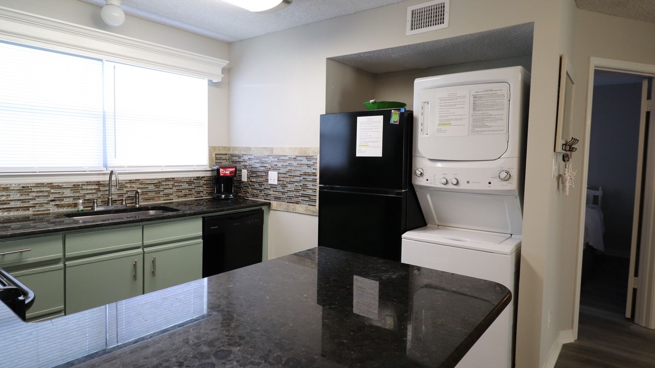 Photo of Kitchen in Orange Beach East