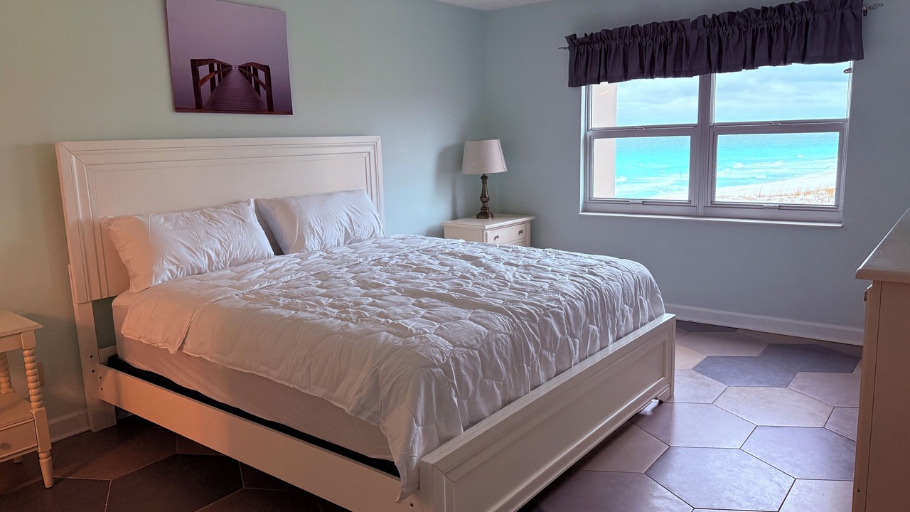 Photo of Bedroom in Pensacola Beach