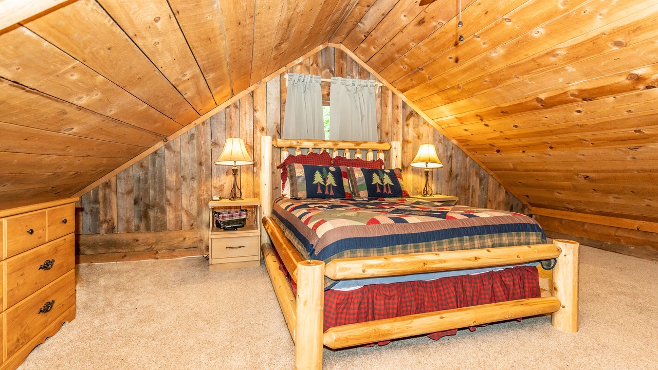 Photo of Bedroom in Hammondsport