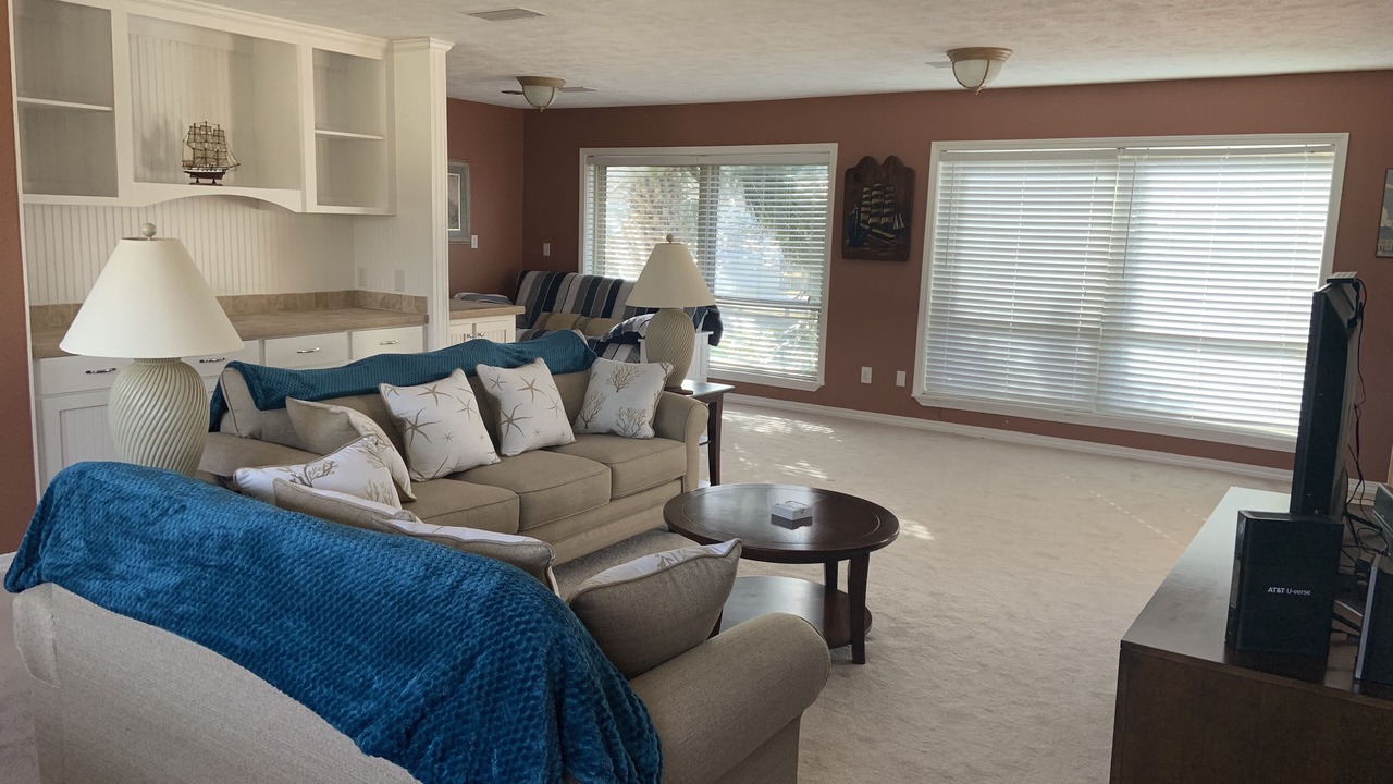 Photo of Livingroom in Ono Island