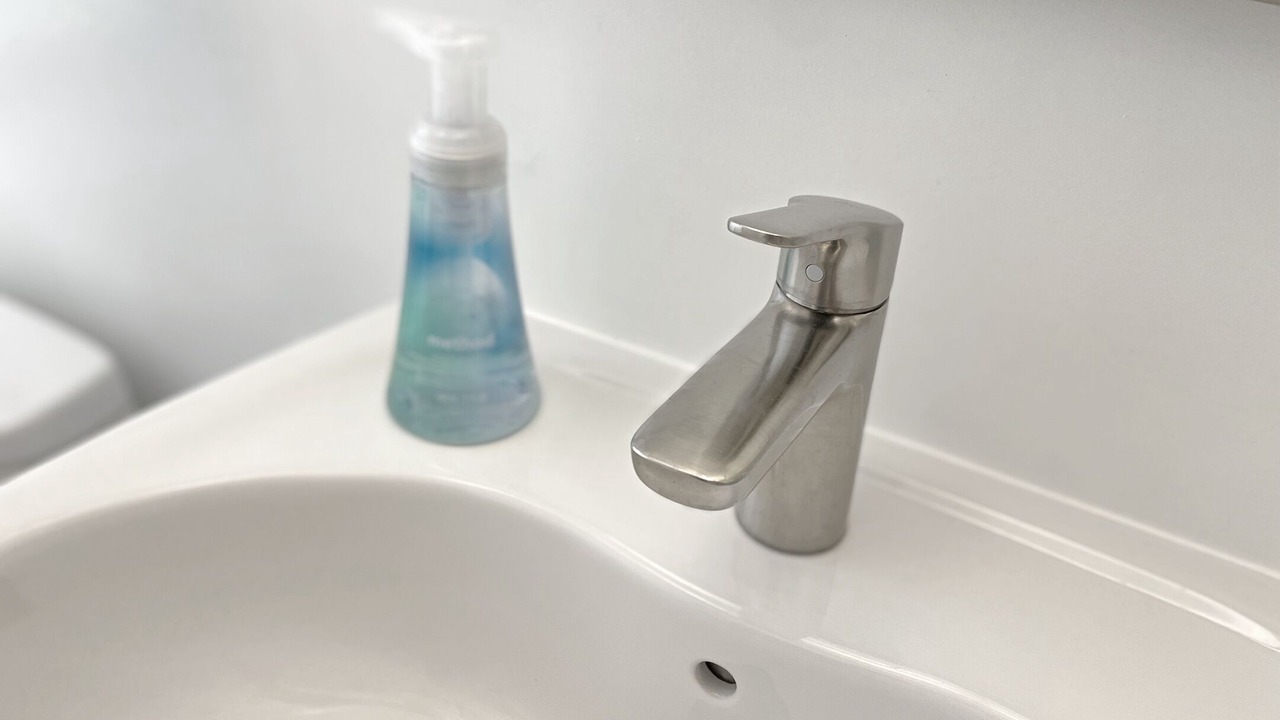 Photo of Bathroom in Racquet Club Estates