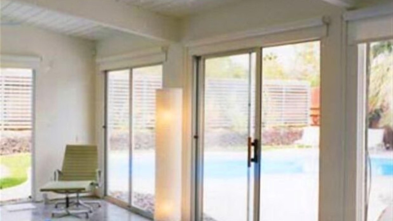 Photo of Bedroom in Racquet Club Estates