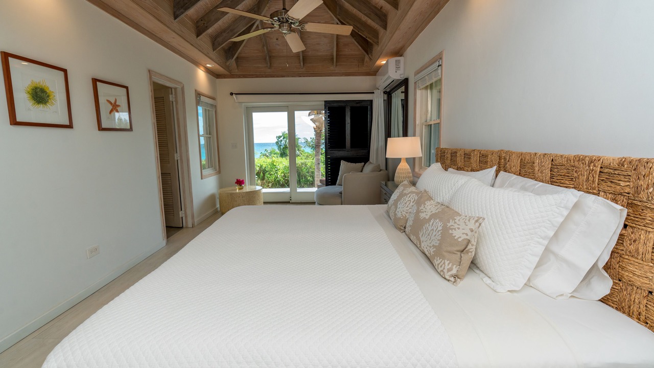 Photo of Bedroom in Dunmore Town