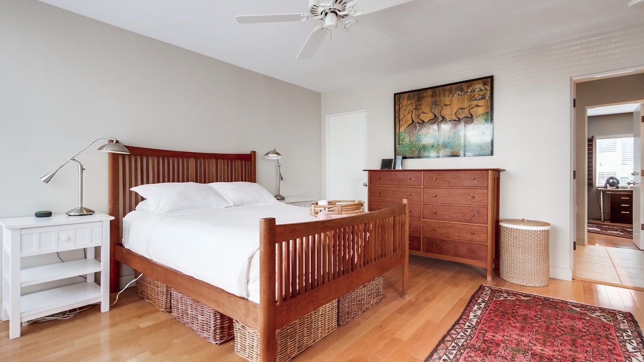 Photo of Bedroom in Village of La Jolla