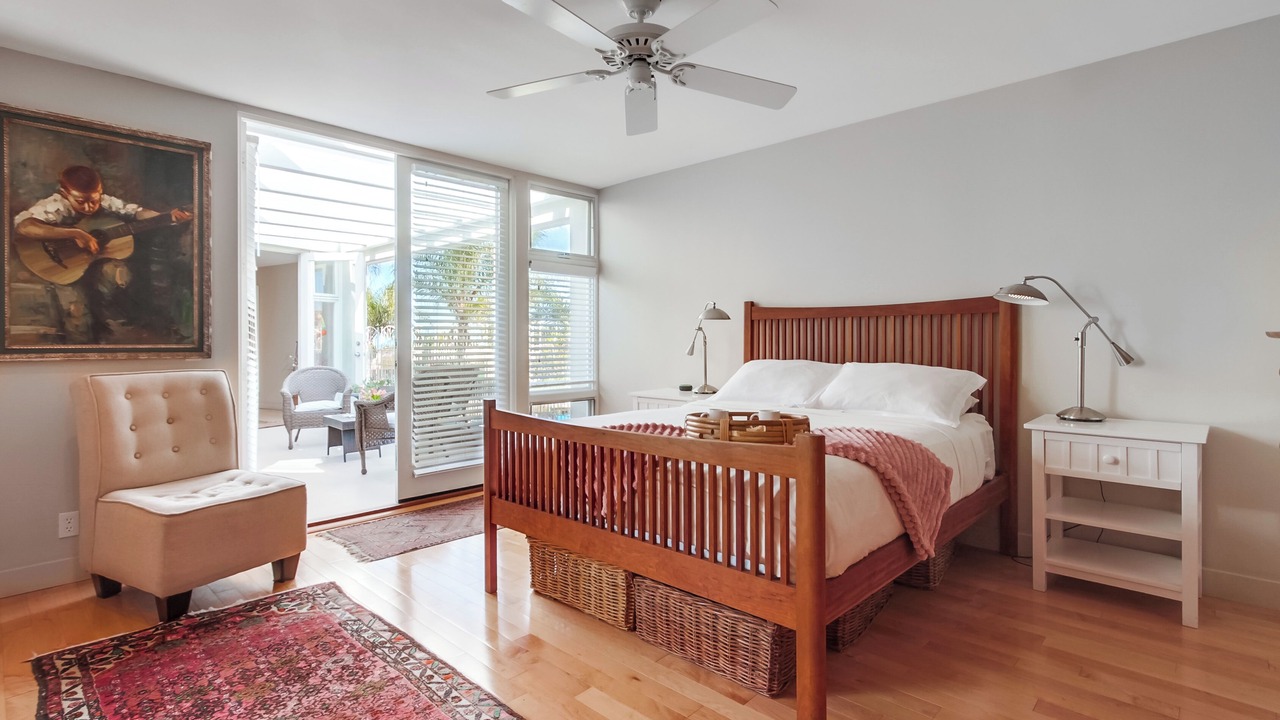 Photo of Bedroom in Village of La Jolla