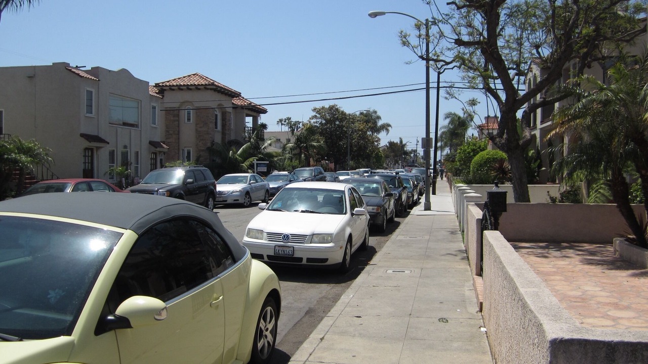 Photo of Others in Belmont Shore