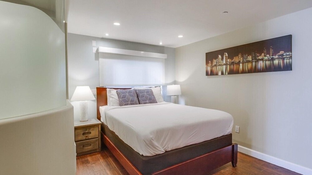 Photo of Bedroom in Mission Beach