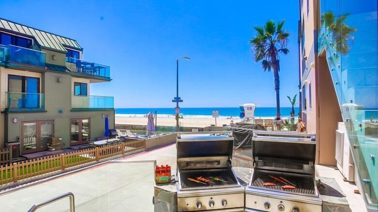 Photo of Patio Balcony in Mission Beach