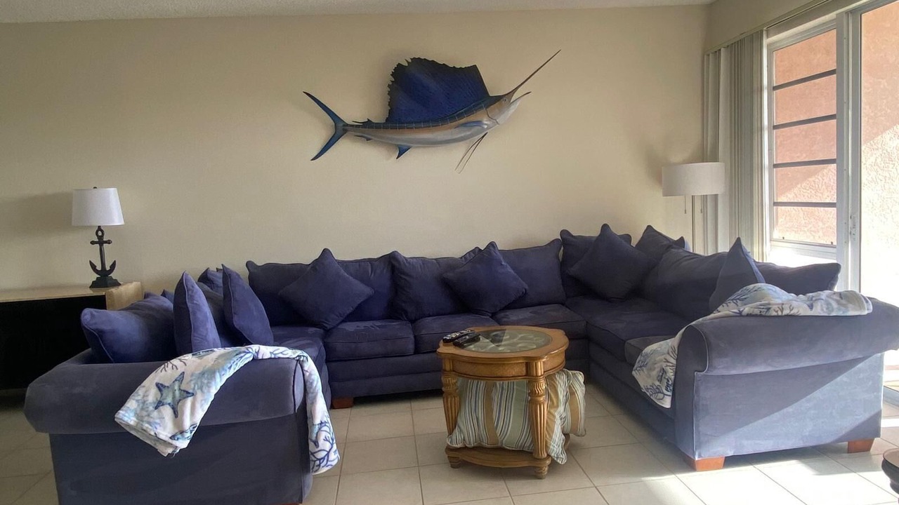 Photo of Livingroom in Bell Channel Bay