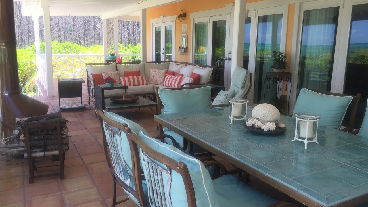 Photo of Livingroom in Mather Town