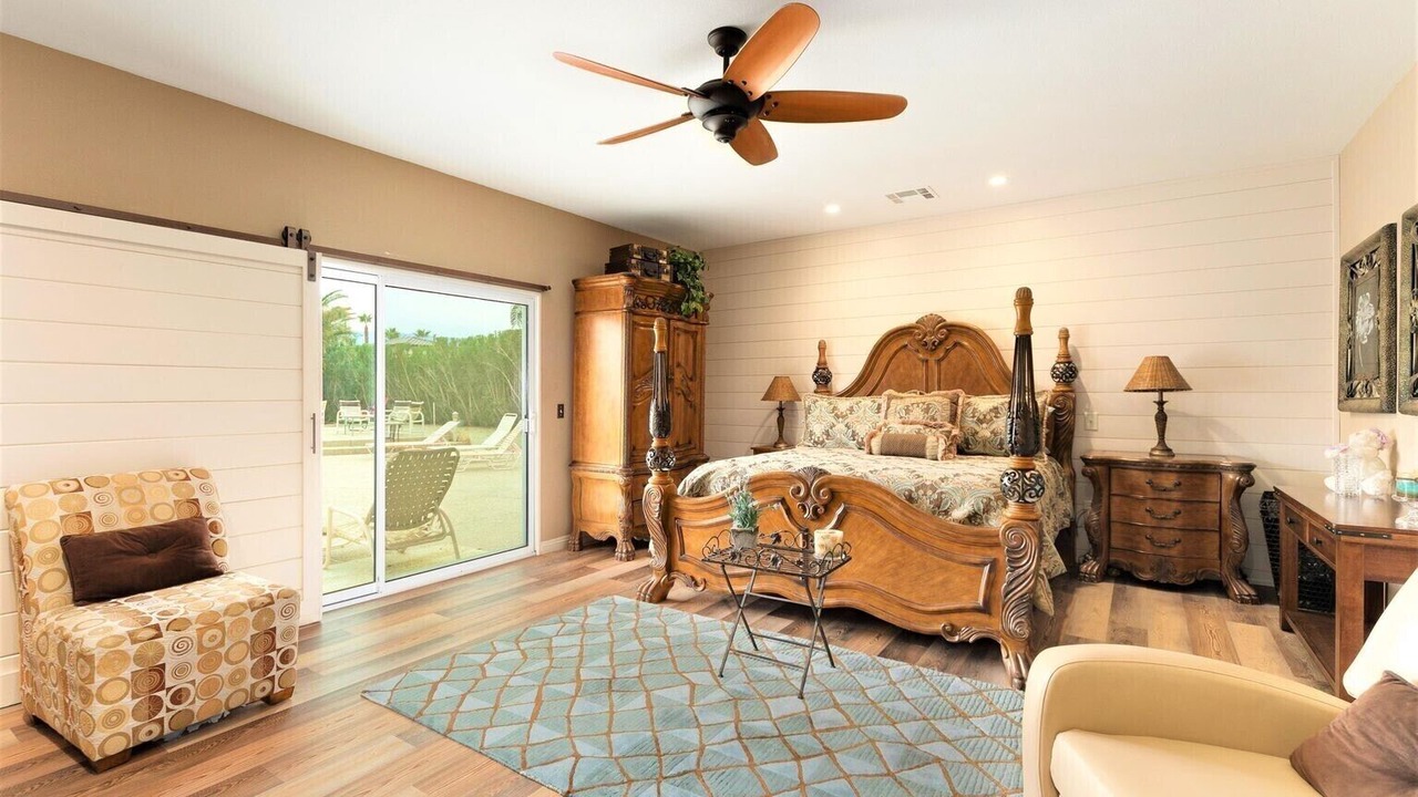 Photo of Bedroom in Bermuda Dunes