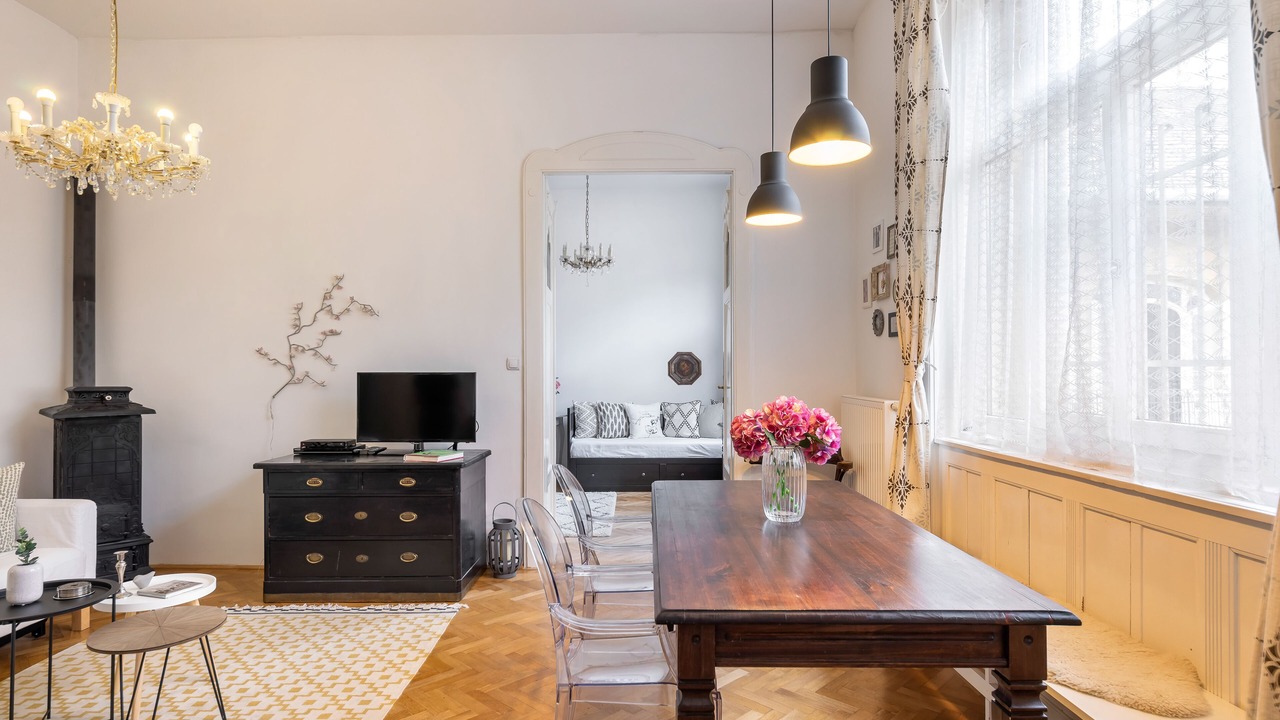Photo of Bedroom in Palace District