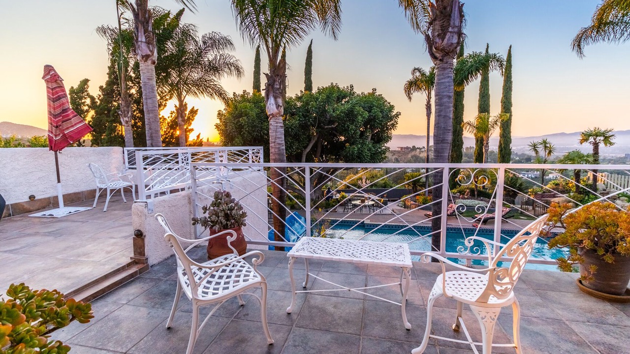 Photo of Patio Balcony in Encino