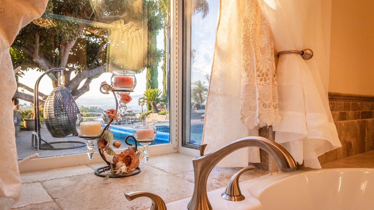 Photo of Bathroom in Encino