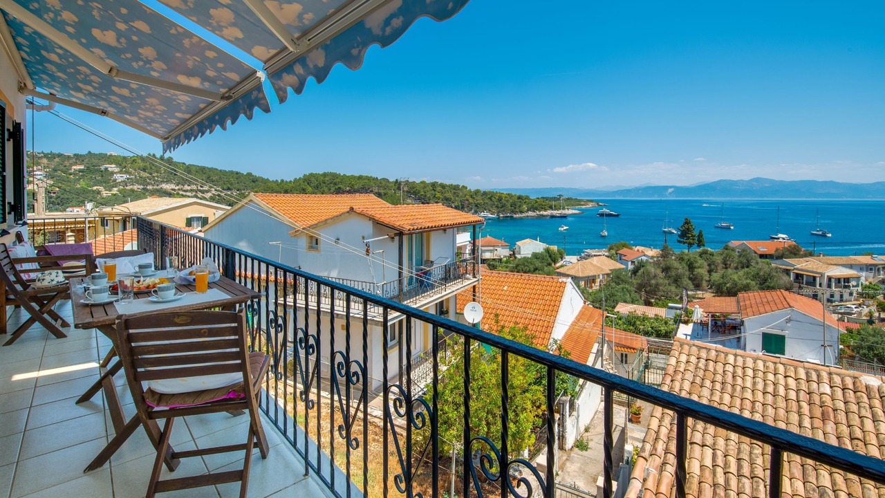 Photo of Others in Gaios