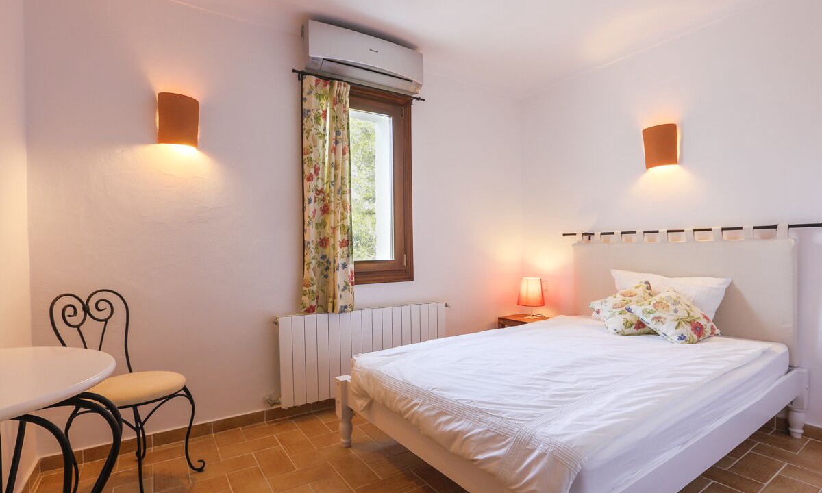 Photo of Bedroom in Santa Eulalia del Rio