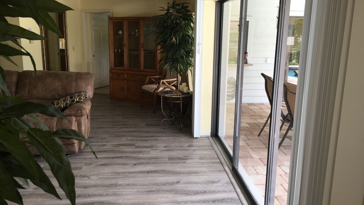 Photo of Livingroom in Kings Lake