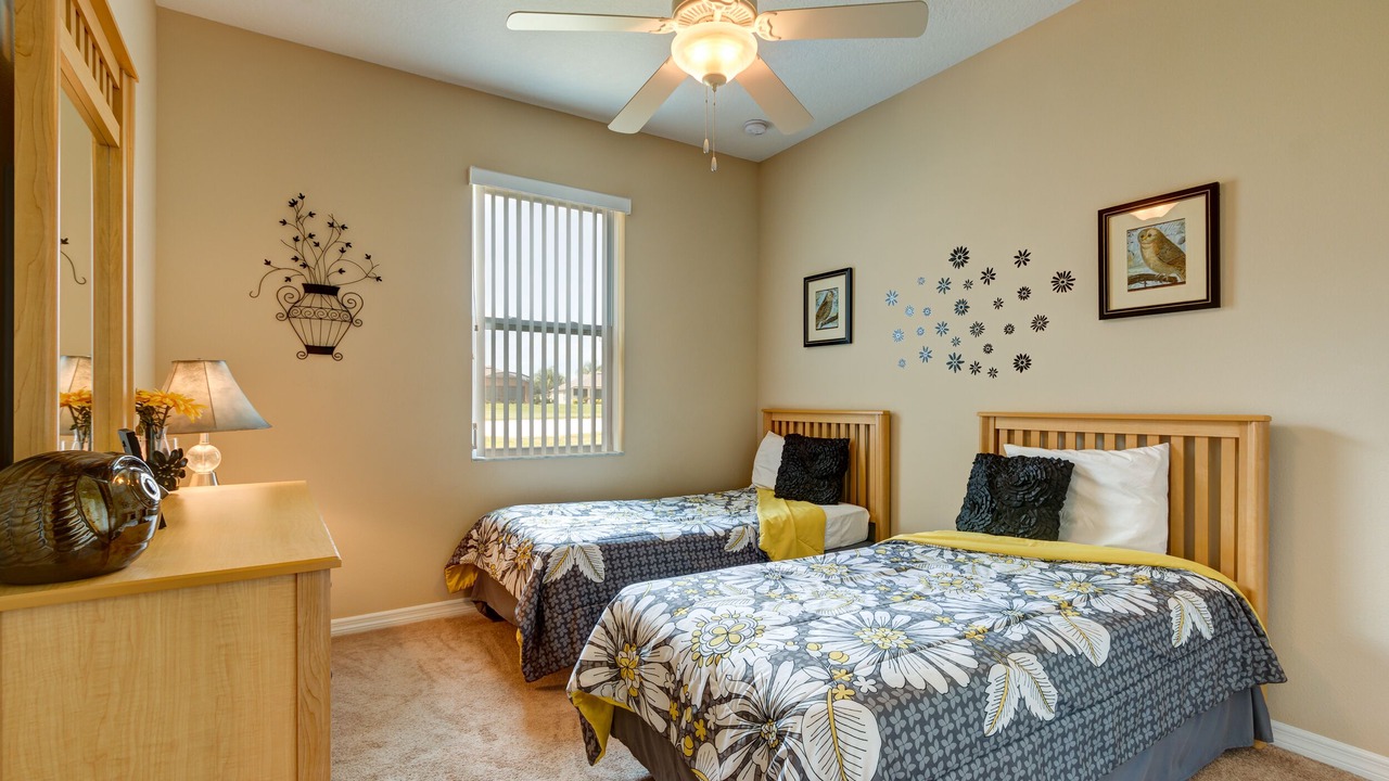 Photo of Bedroom in Ridgewood Lakes
