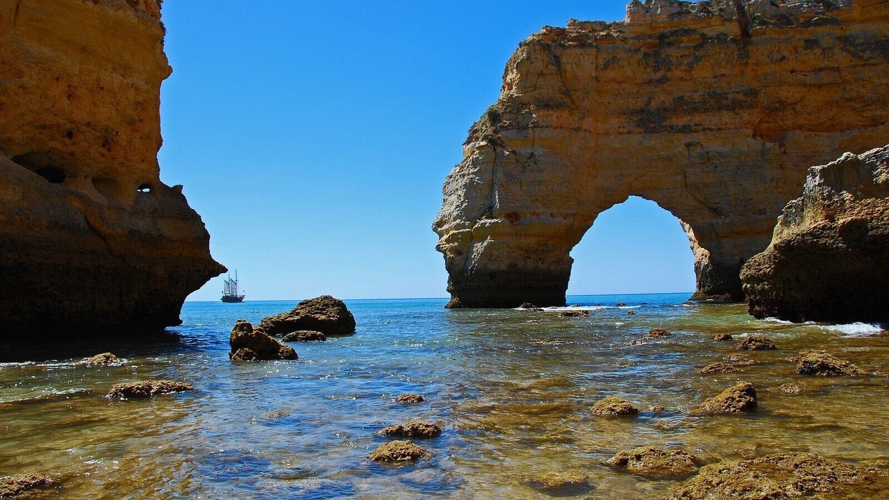 Photo of Others in Lagoa e Carvoeiro