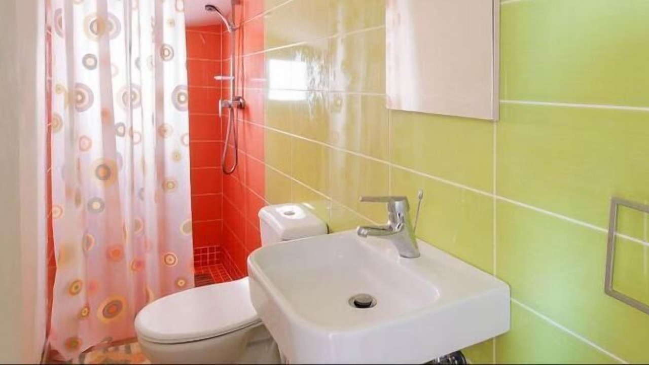 Photo of Bathroom in Llanca