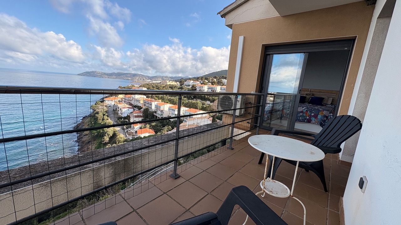 Photo of Patio Balcony in Llanca