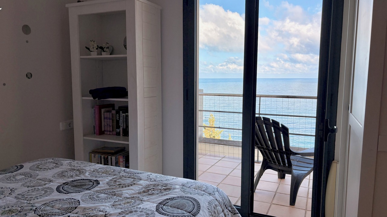 Photo of Bedroom in Llanca