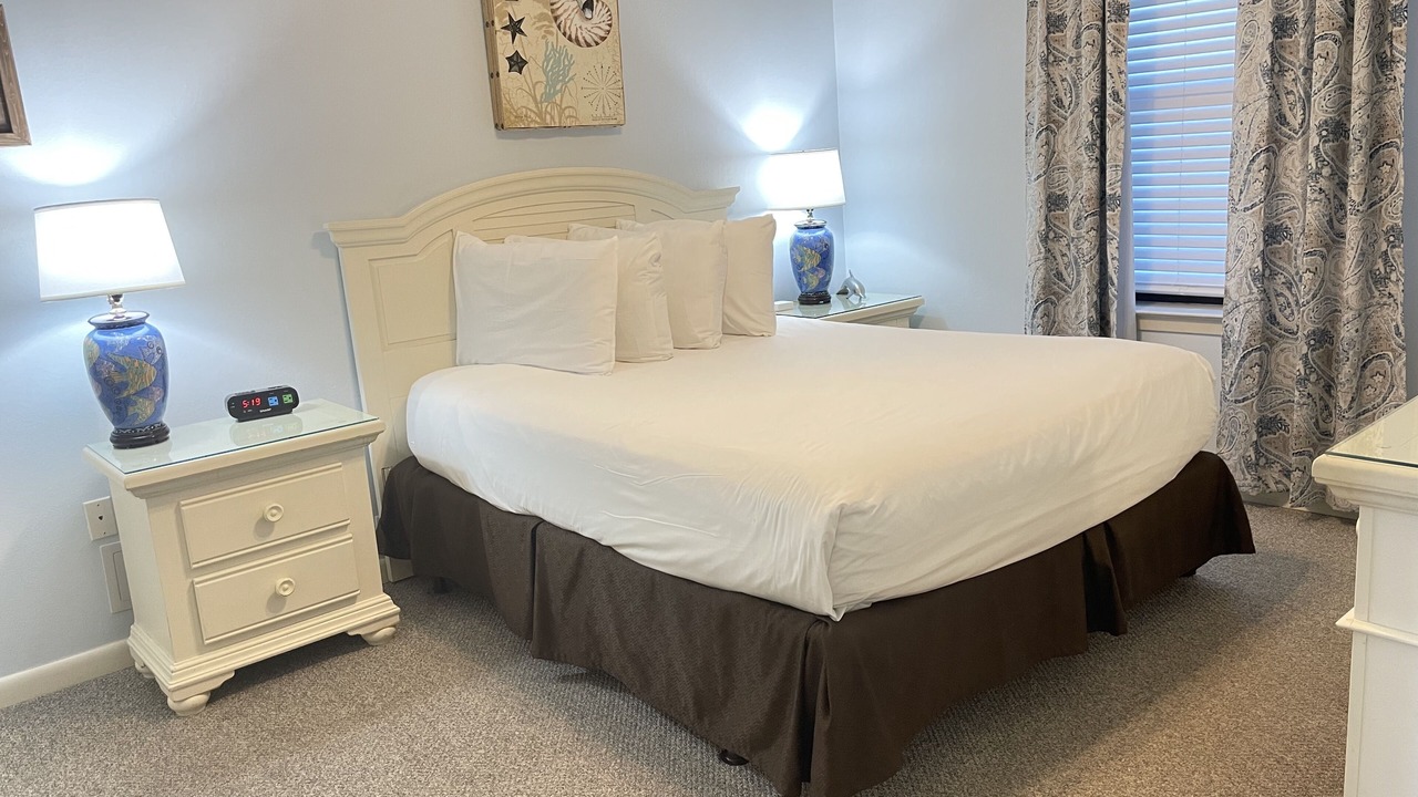 Photo of Bedroom in Orange Beach East
