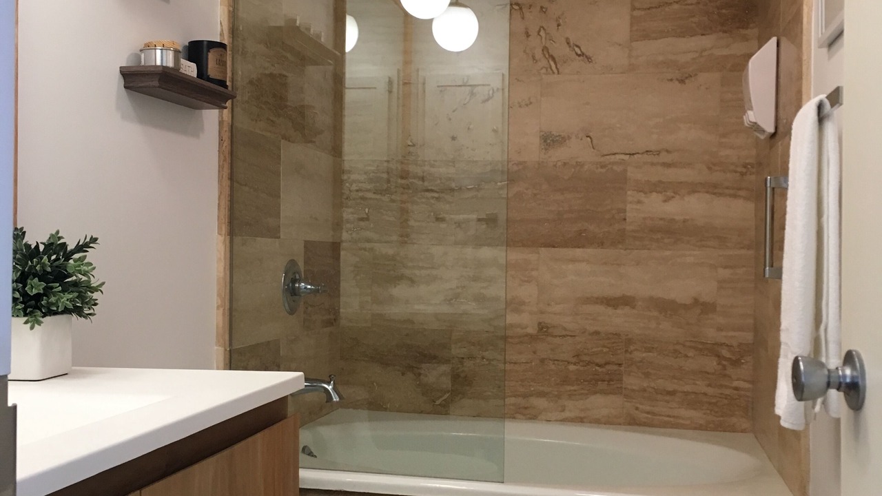 Photo of Bathroom in Daphne