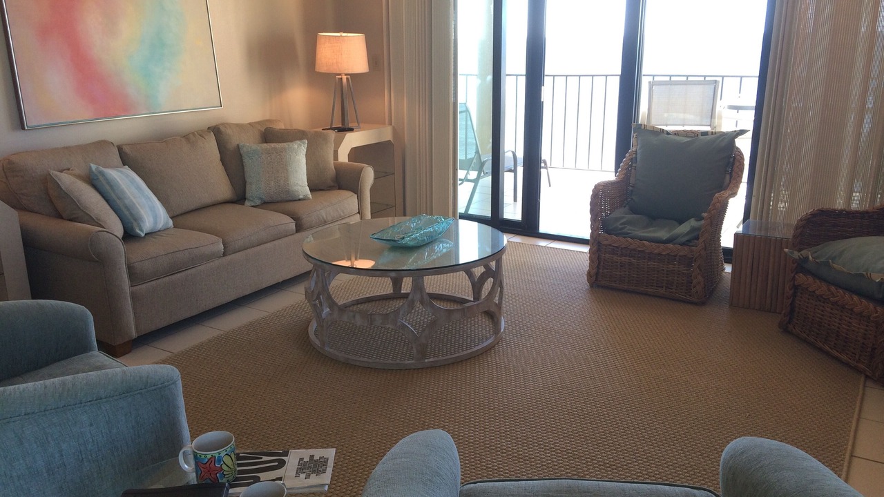 Photo of Livingroom in Orange Beach East