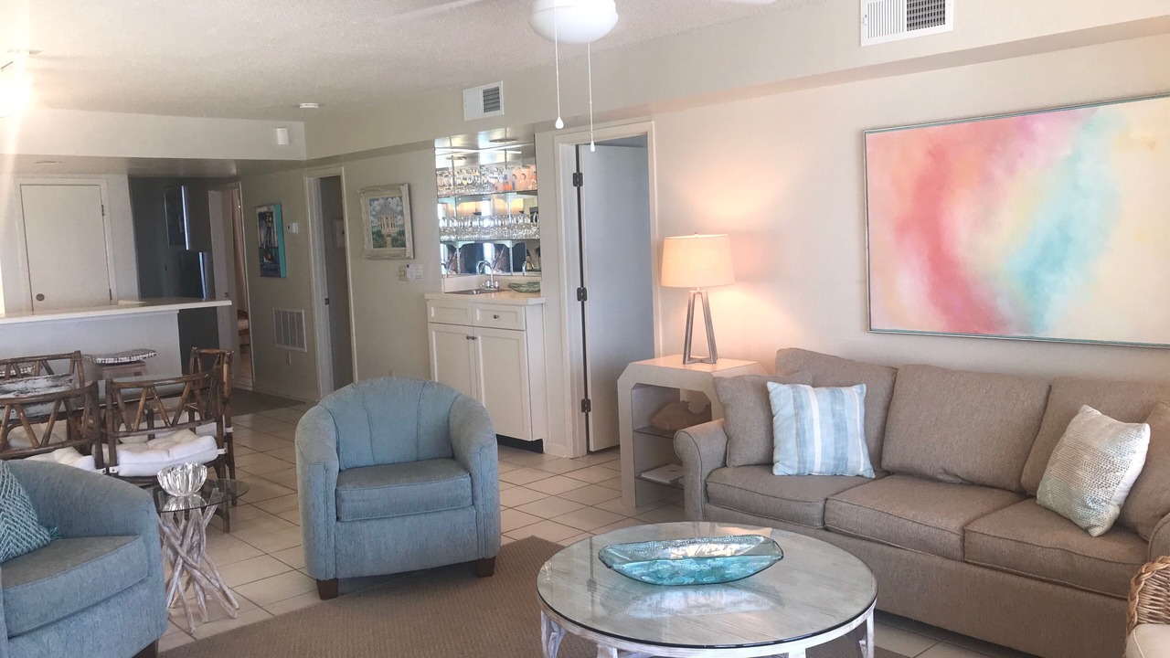 Photo of Livingroom in Orange Beach East