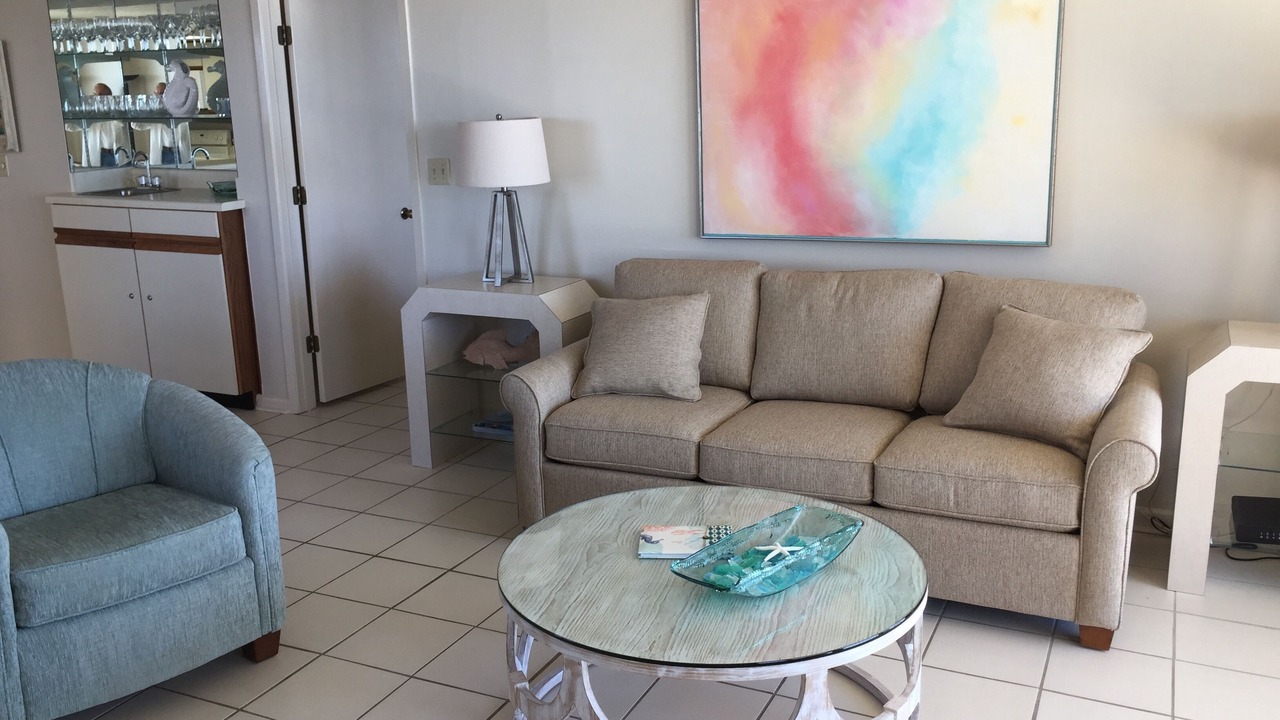 Photo of Livingroom in Orange Beach East