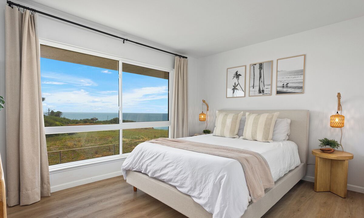 Photo of Bedroom in Solana Beach